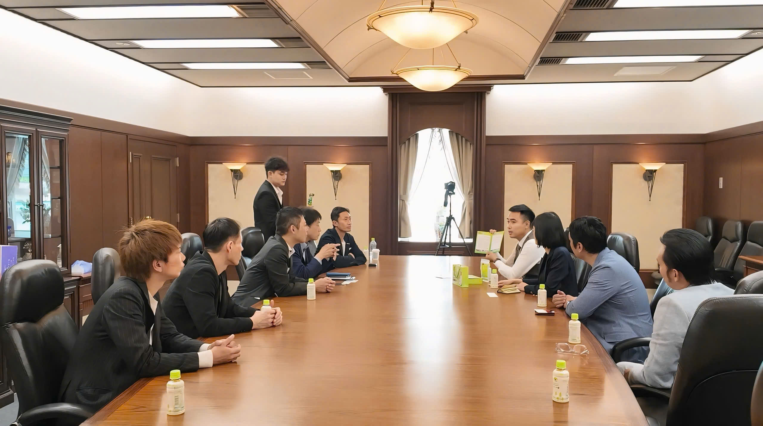 CEO Công ty Phạm Gia Thái Bình và NSƯT Kim Tiểu Long thăm và làm việc tại nhà máy Ventuno – Nhật Bản